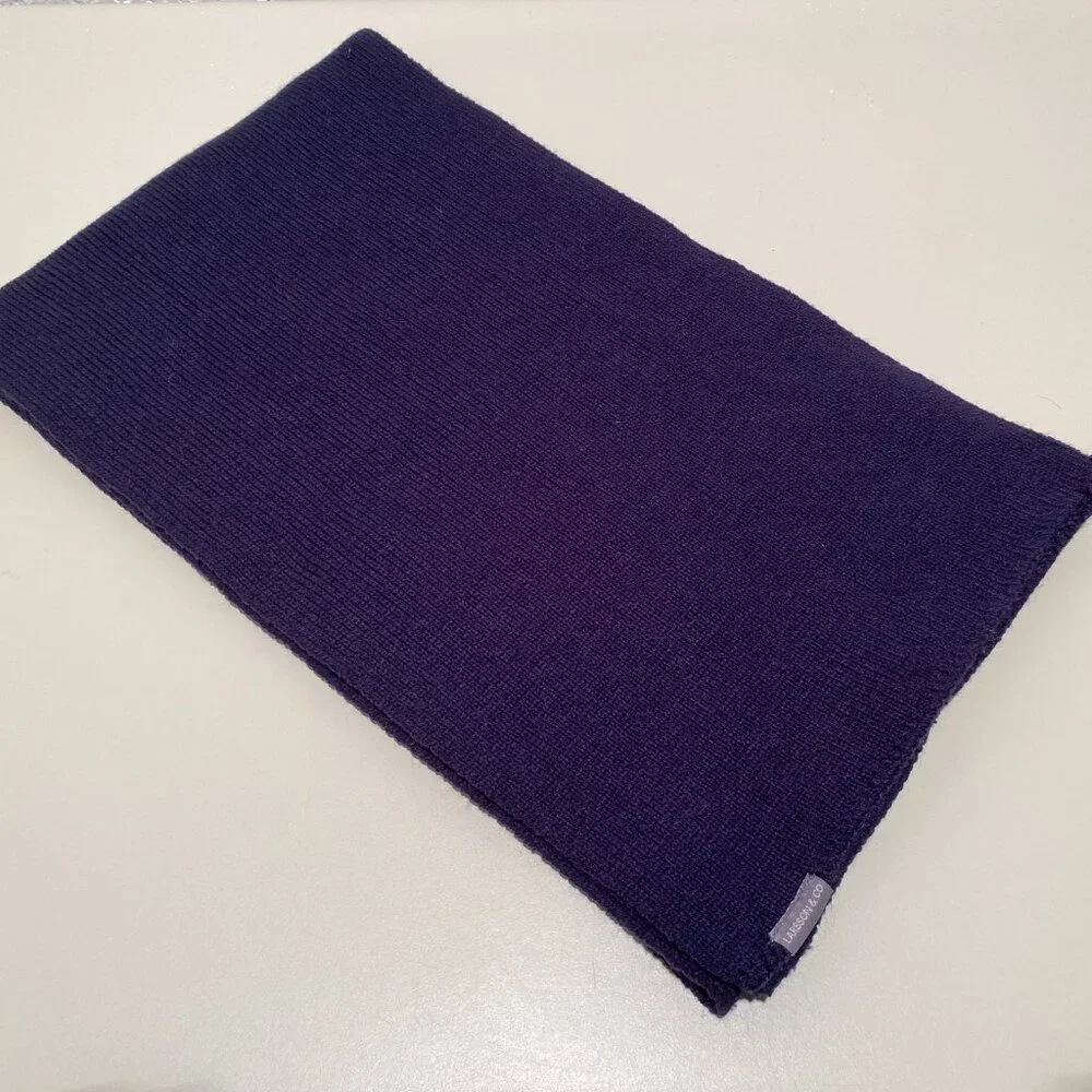 Larsson & Co Unisex Knit Scarf